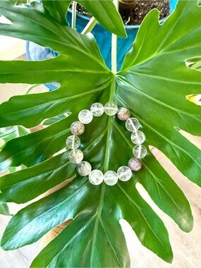 Garden Quartz stretchy bracelet